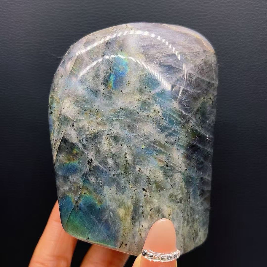 5A405G    Polychrome Shimmering Labradorite