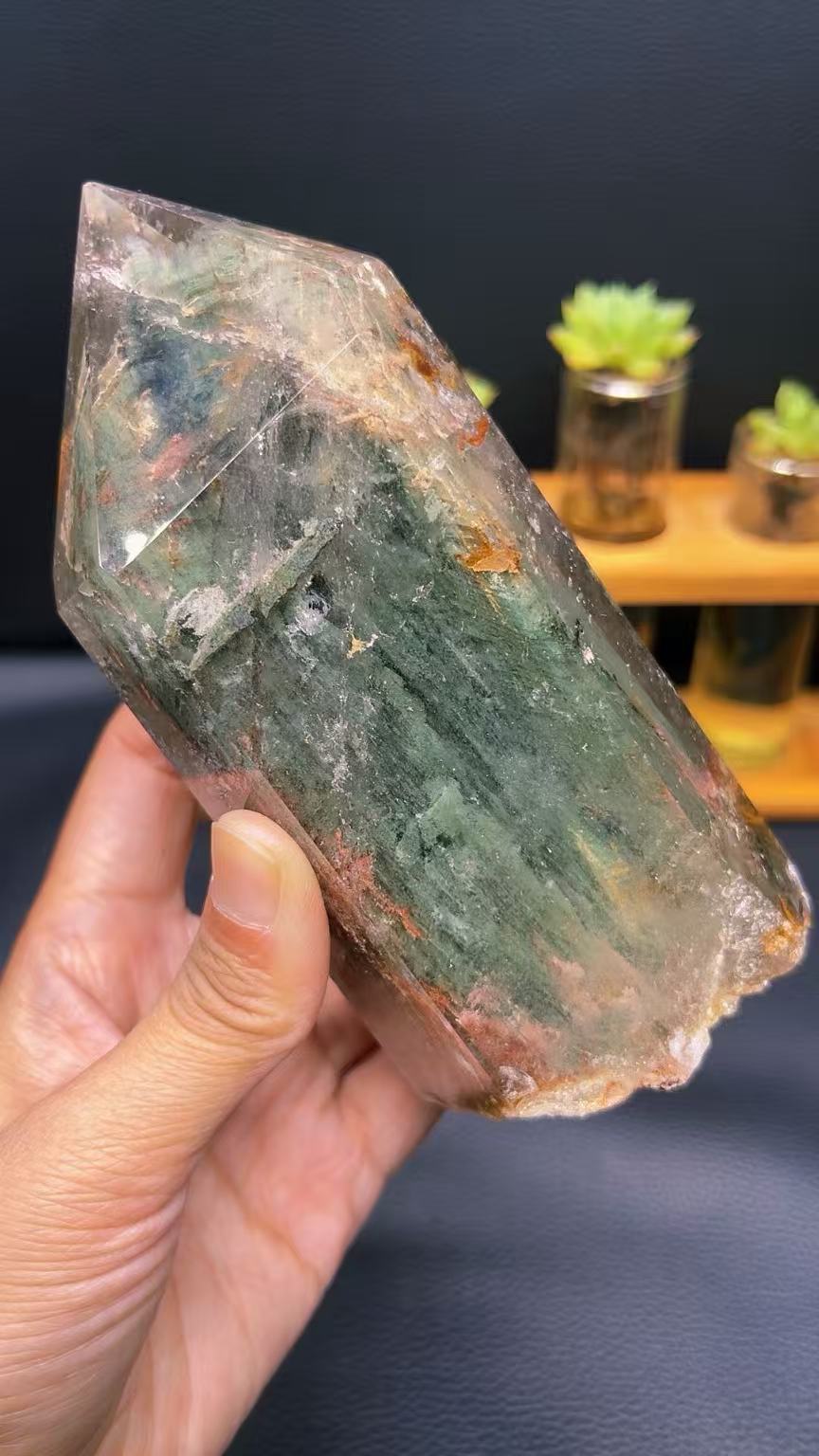 5A  920G  Crystal point  Green phantom Quartz
