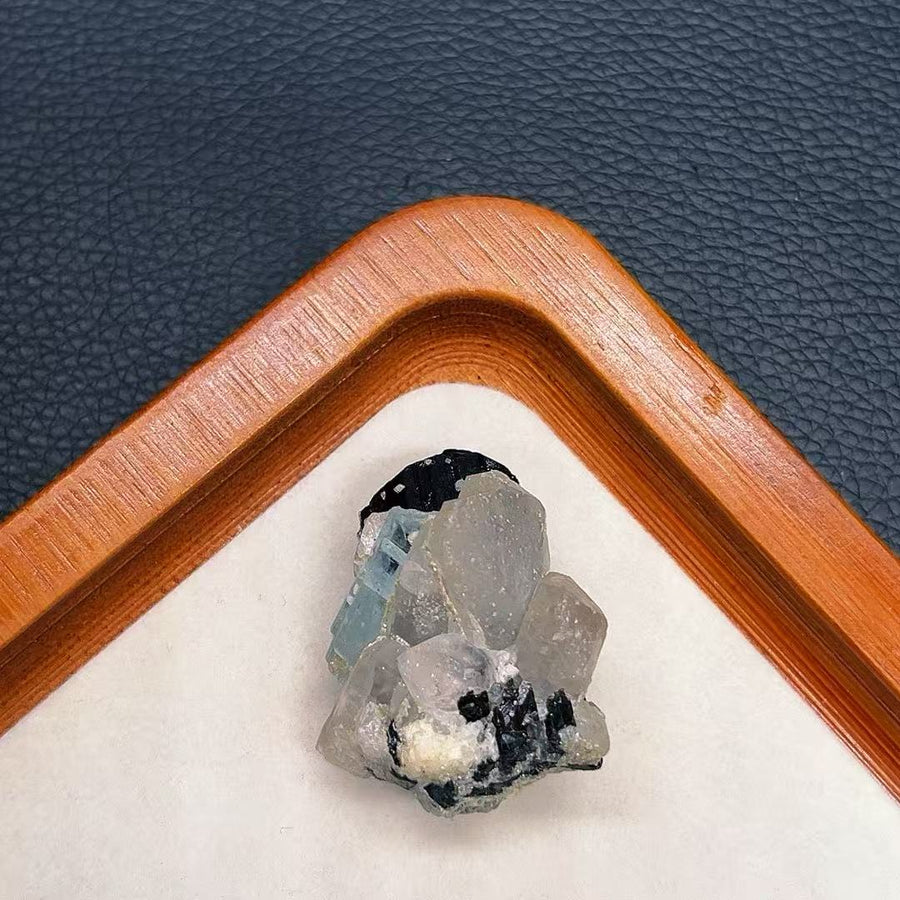 5A30G  High-grade black tourmaline & white quartz intergrowth