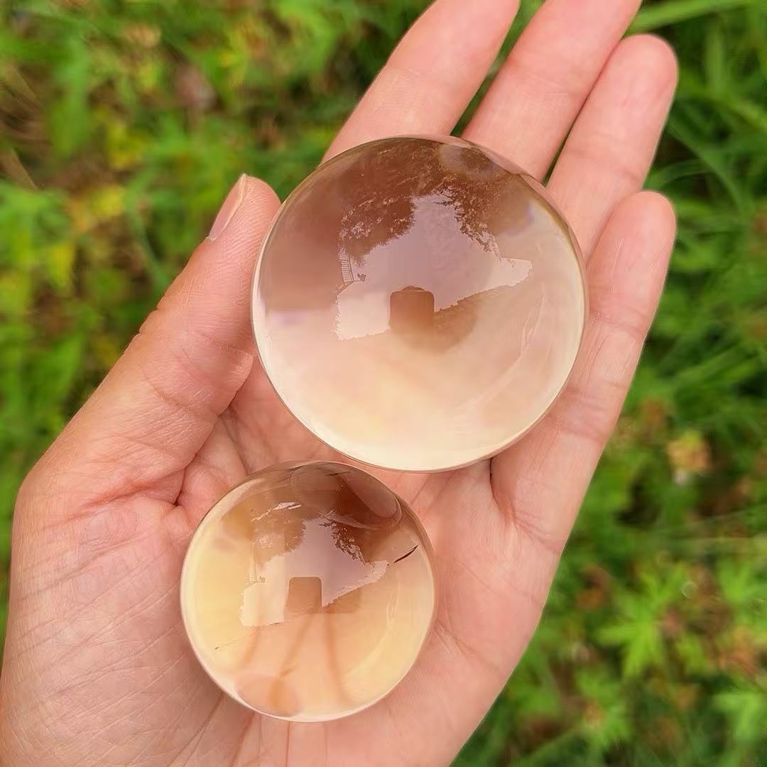 5A 100G   Exquisite Transparent Crystal Sphere