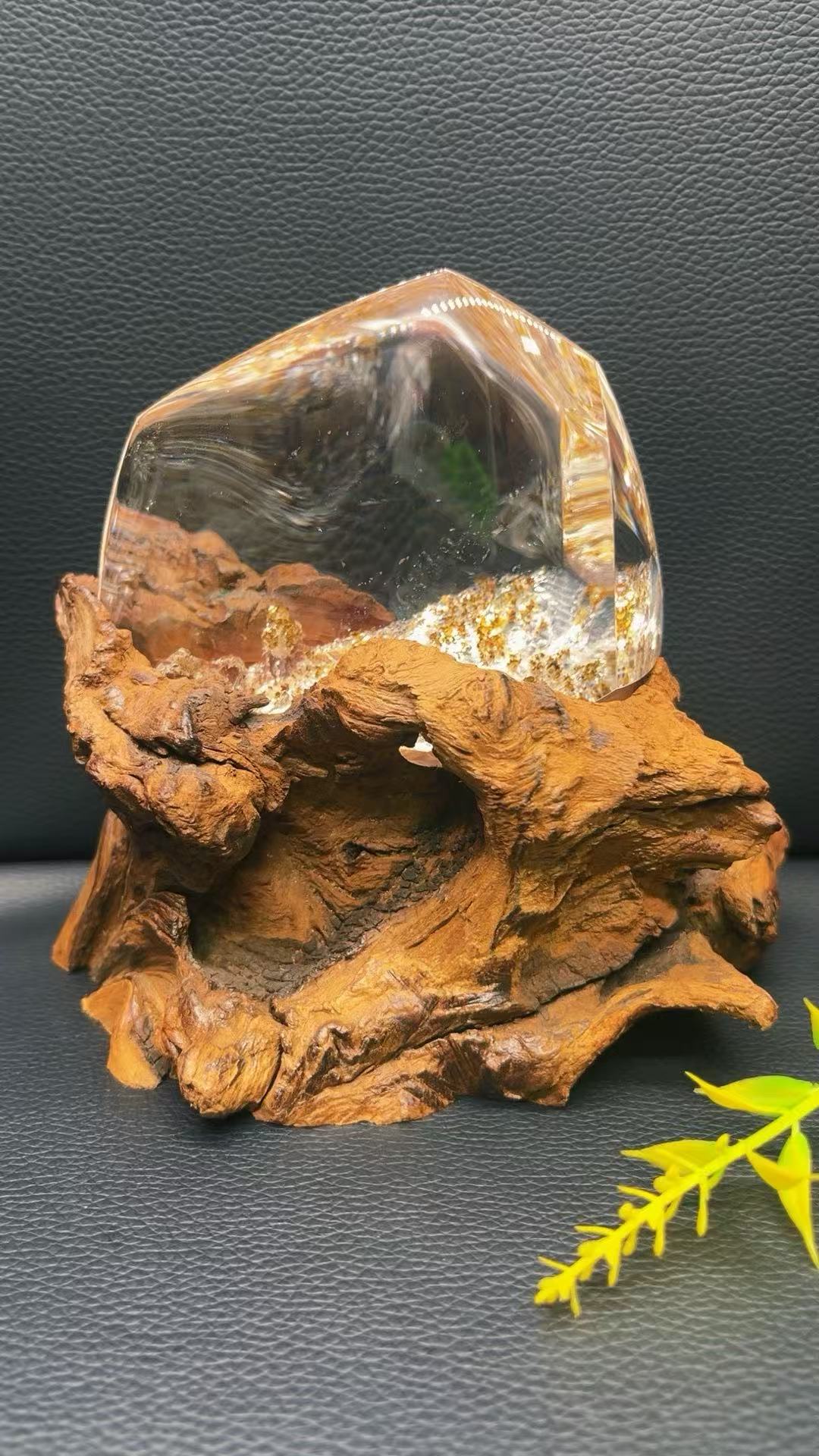 5A  770G  Sparkling Golden healer  Quartz