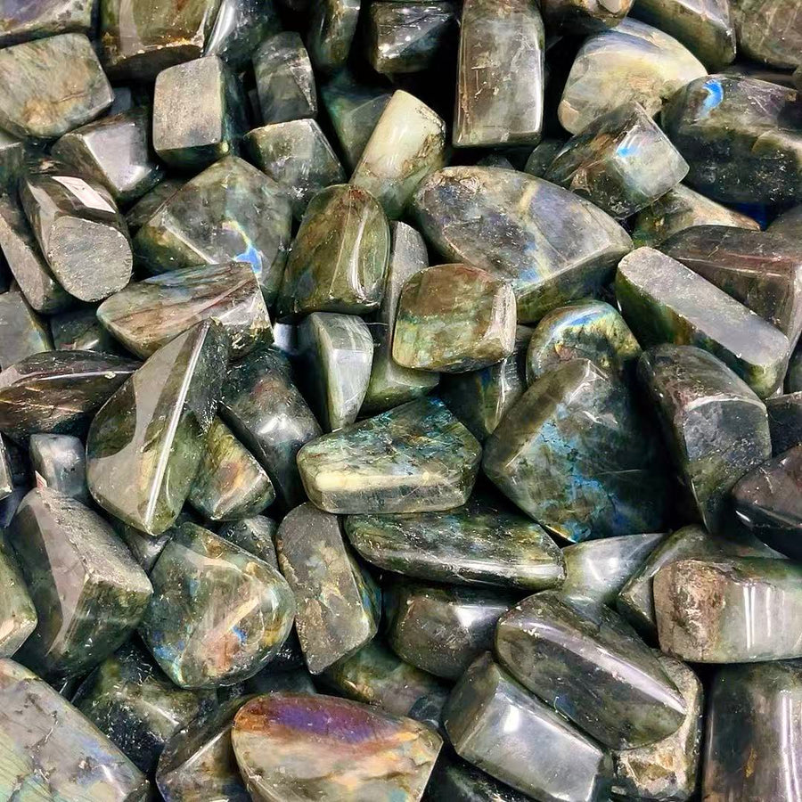 5A140G  Stunning Rainbow Flash Polished Natural Freeform Labradorite Decor
