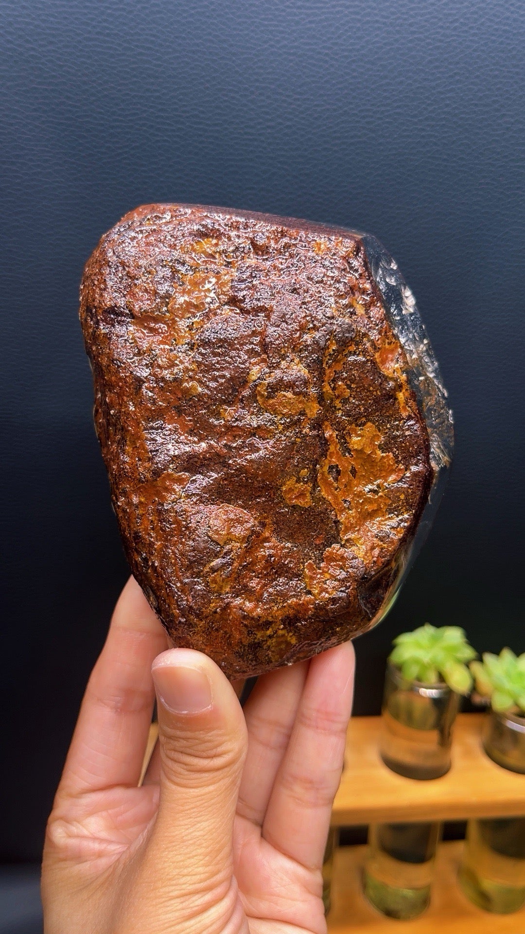 5A  680G  Red and Garden Quartz