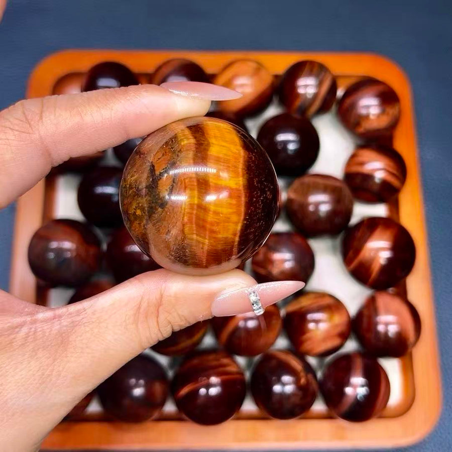 5A 35G    Natural  Red  Tiger's eye Sphere