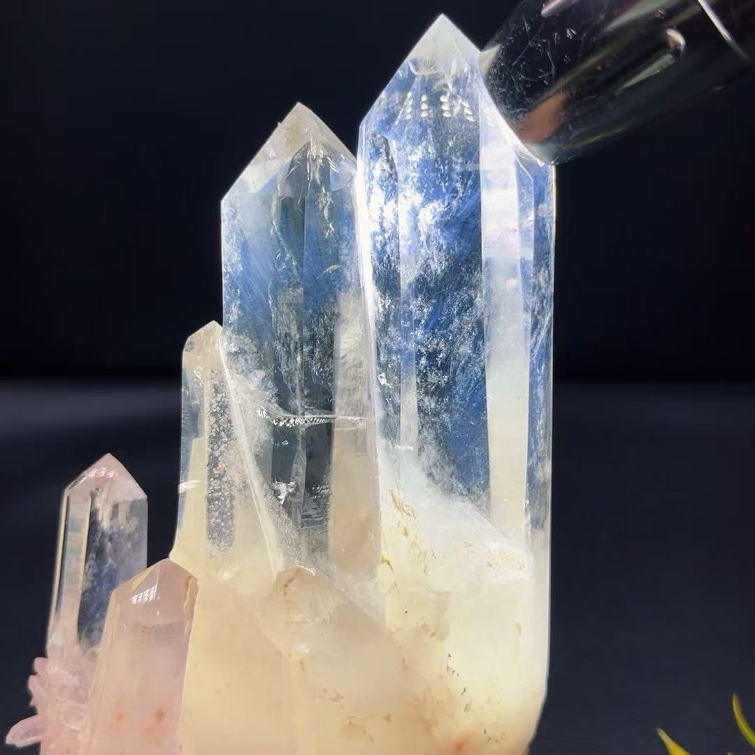 5A 1020G   Natural  High-Clarity Blue needle clear  Quartz  Cluster