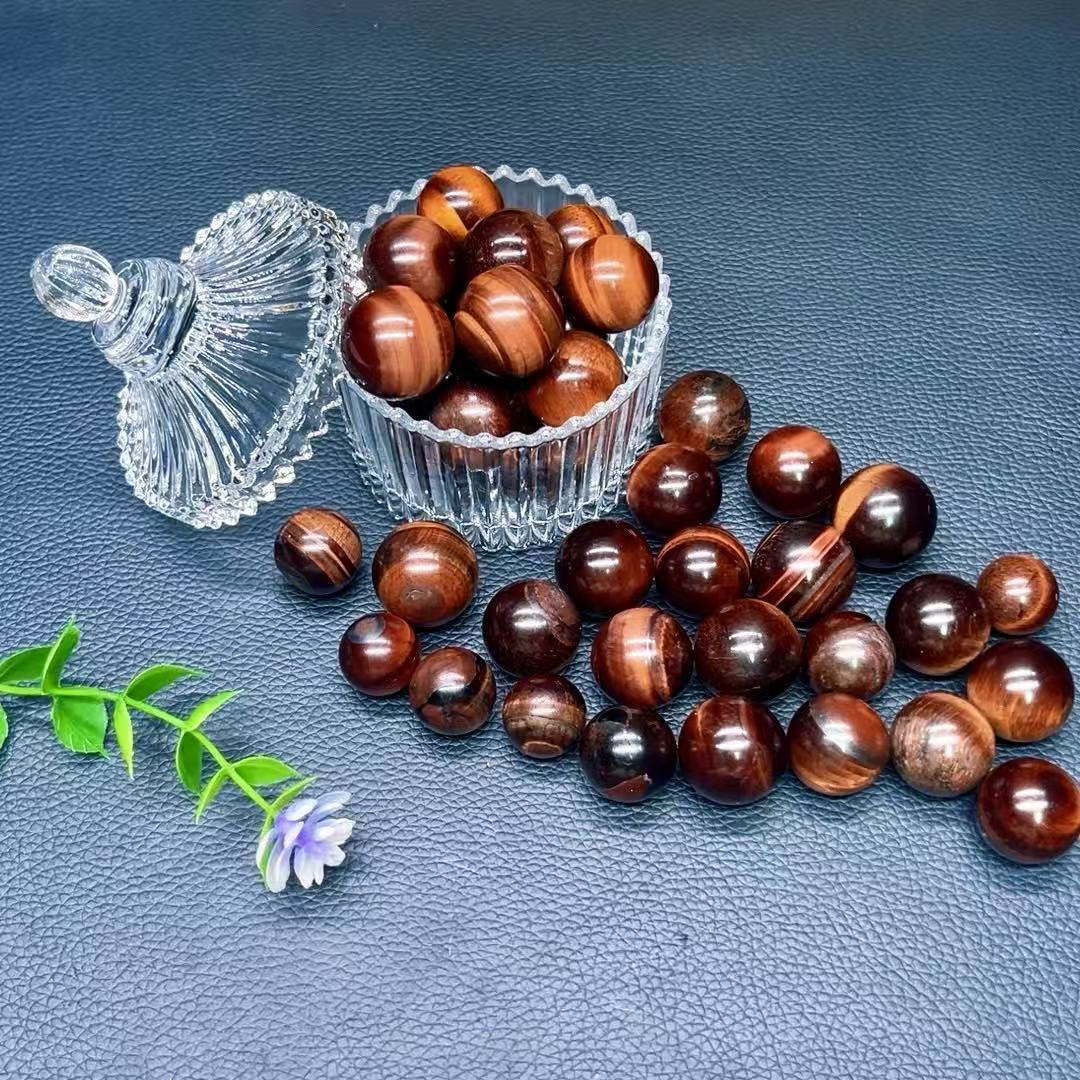5A 35G    Natural  Red  Tiger's eye Sphere