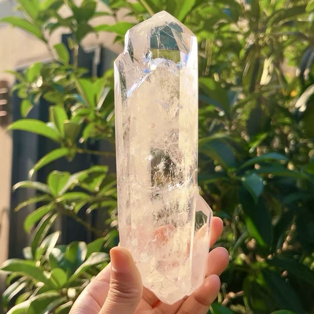 5A 890G    Natural  Blue Needle Quartz Point