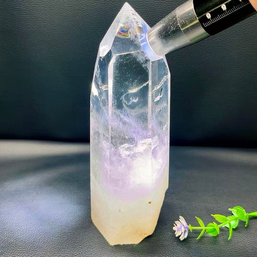 5A 1300G    Natural Vibrant Clear White Quartz Column Ornament