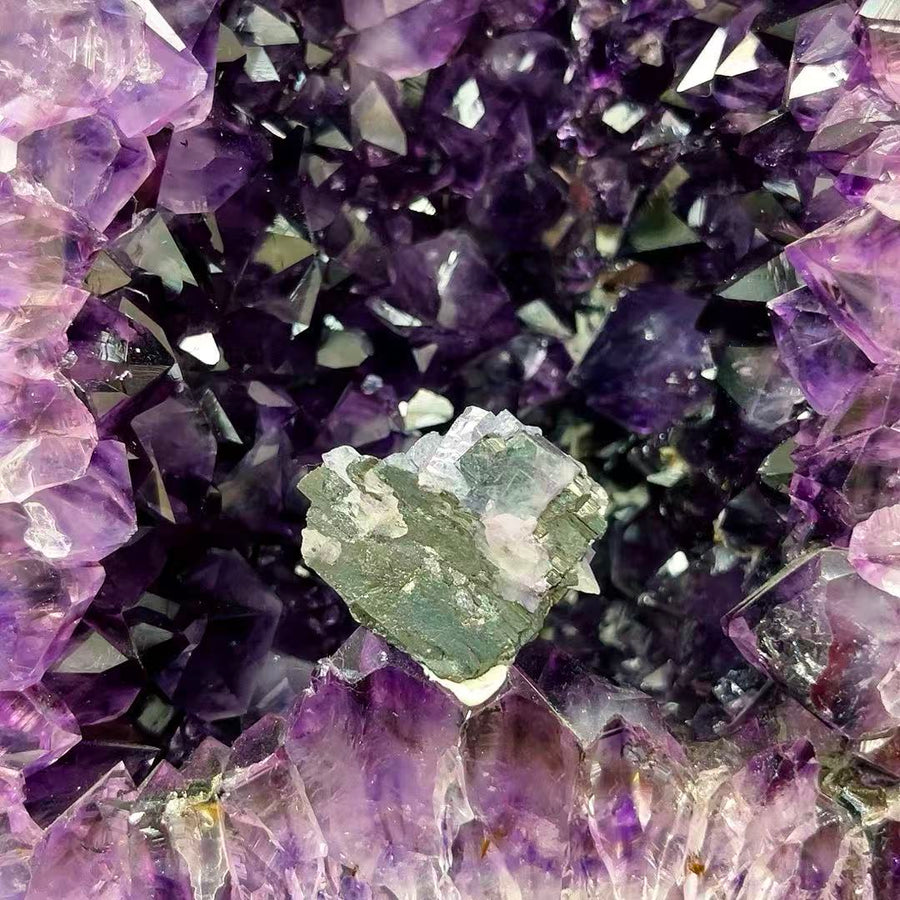 5A40G    Amethyst & Black Tourmaline Intergrowth