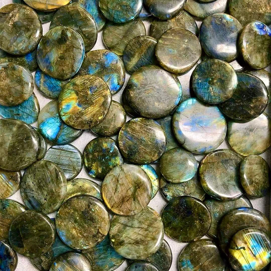 5AG   Multi-Color Labradorite heart/ teardrop/ round /leaf shape carving jewerly