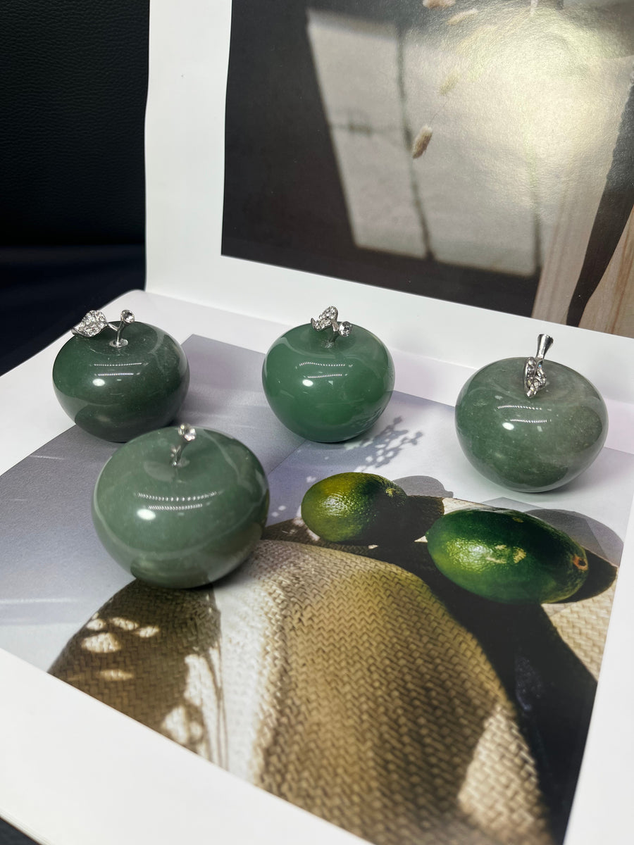5A720G  Natural various random Crystal Apple carving