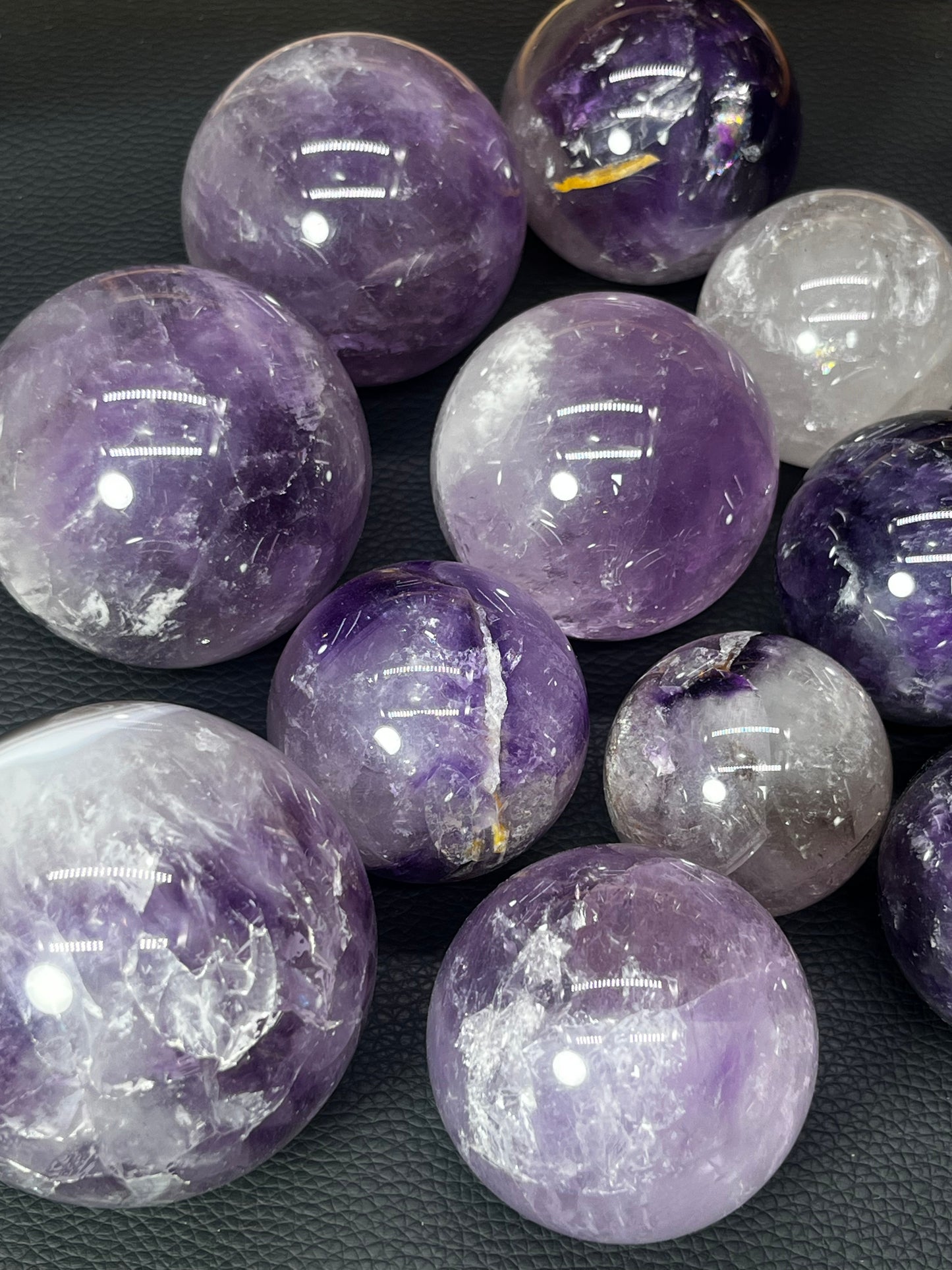 5A200G   Stunning Sparkling High-Gloss Natural Amethyst Sphere Specimen