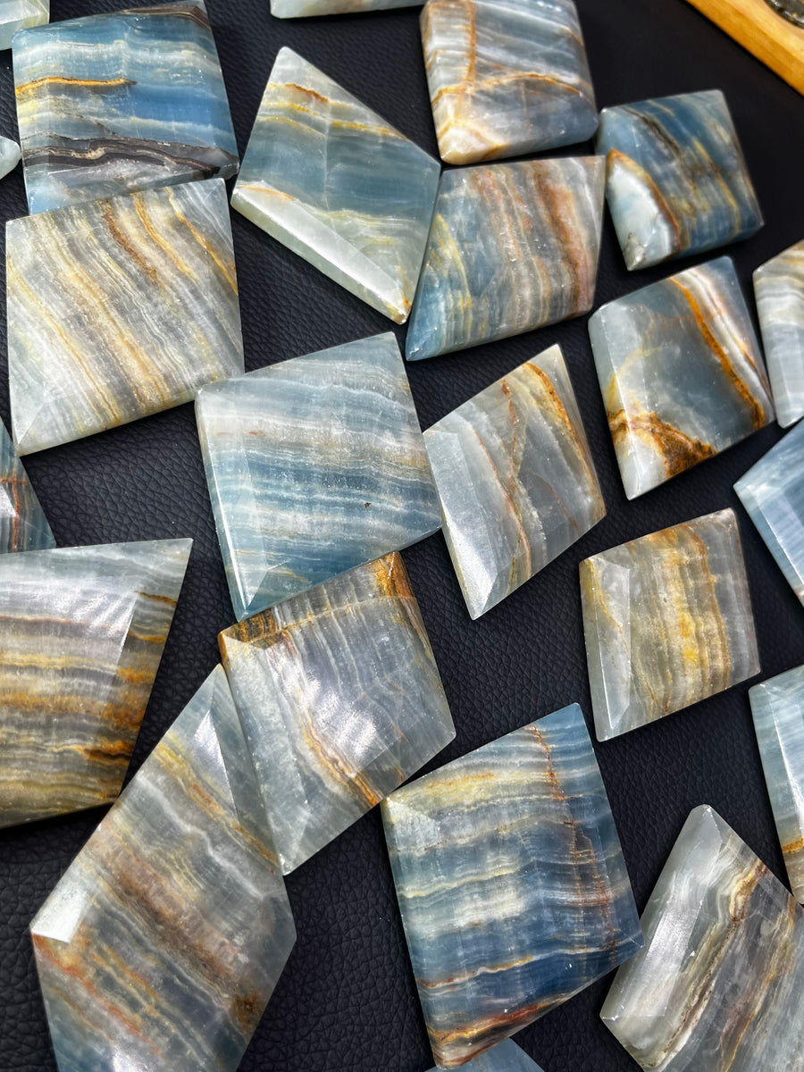 5A65G Natural Blue Onyx Diamond Crystal rhombus shape decoration carving