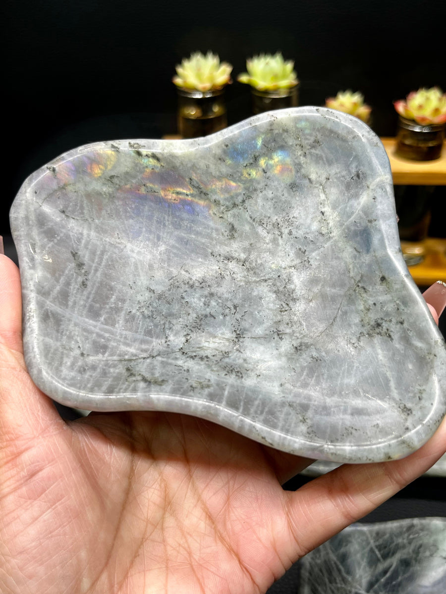 5A240G Natural Purple Flash Labradorite Bowl cloud carving bowl