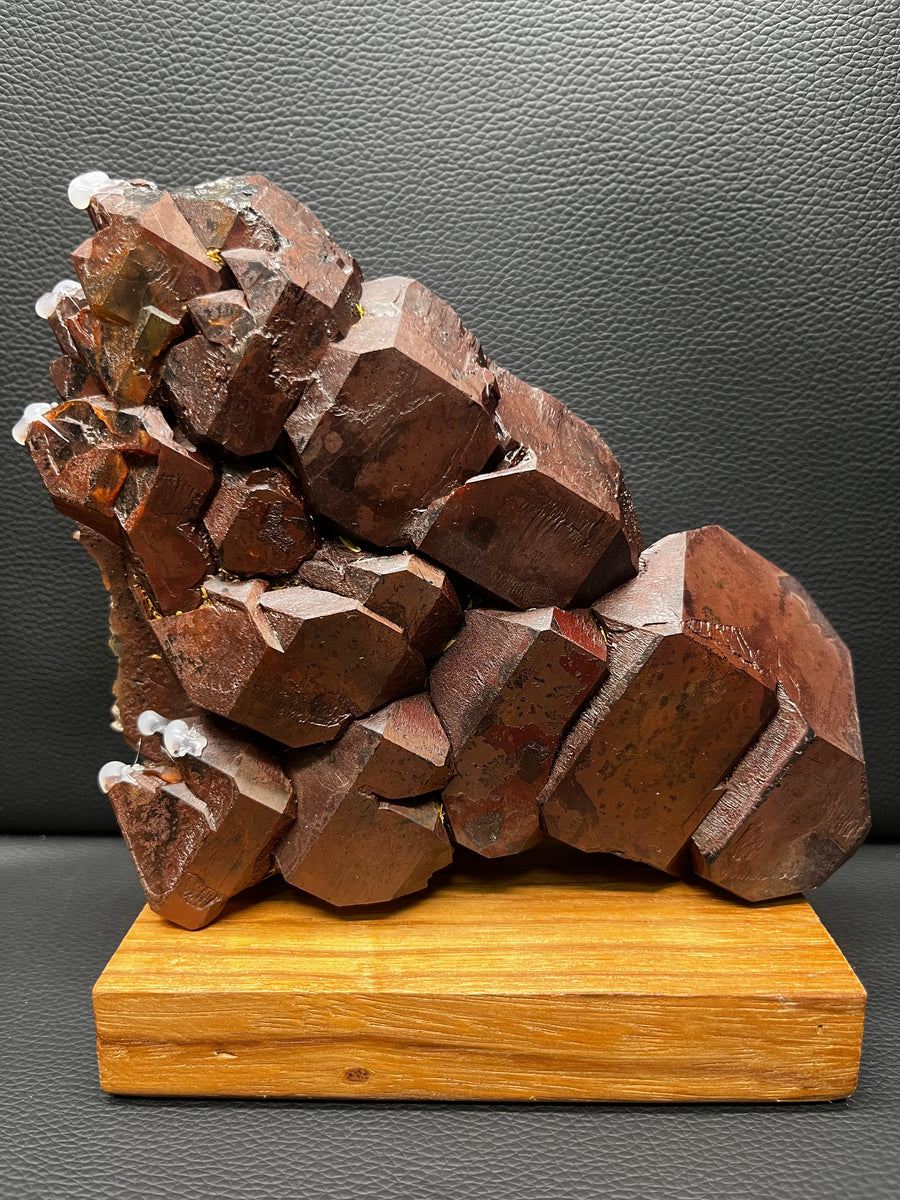 5A  1300G  Red Mud Skeletal Quartz