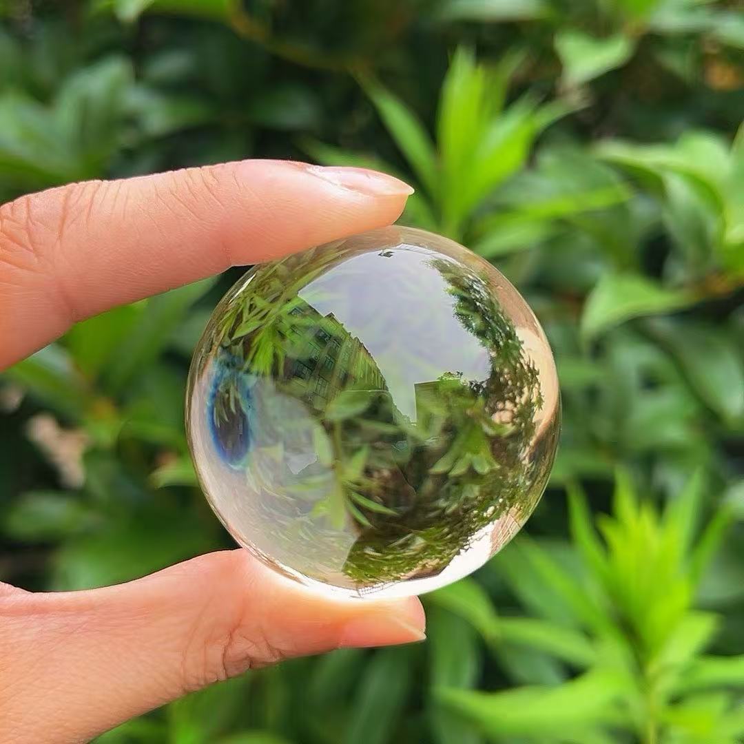 5A 100G   Exquisite Transparent Crystal Sphere