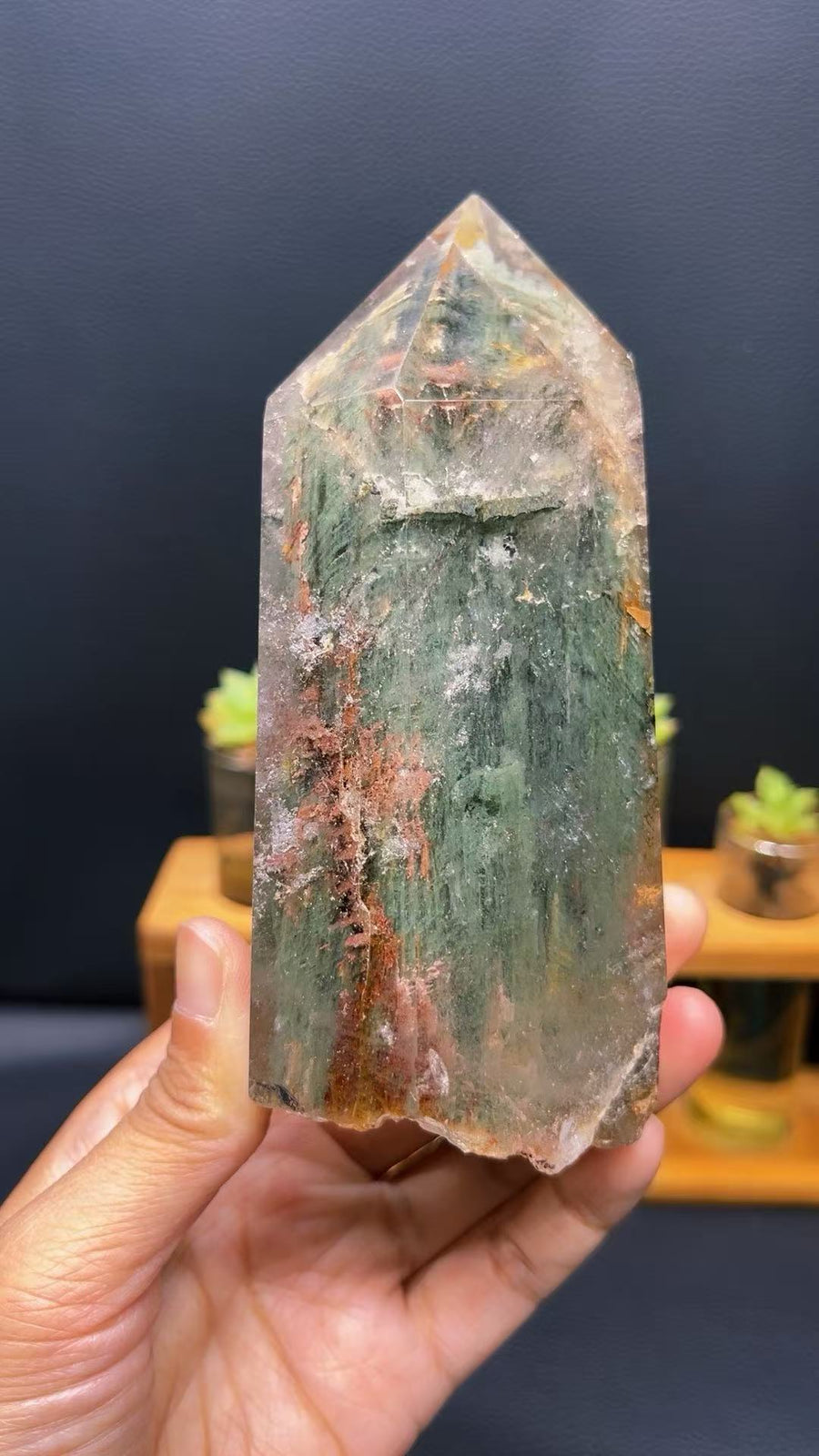 5A  920G  Crystal point  Green phantom Quartz