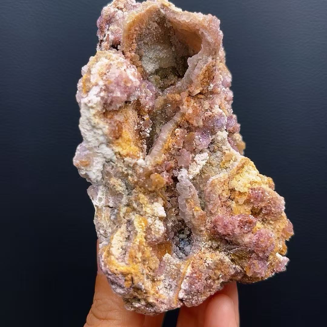 5A200G    Lavender Selenite / Purple-Pink Selenite