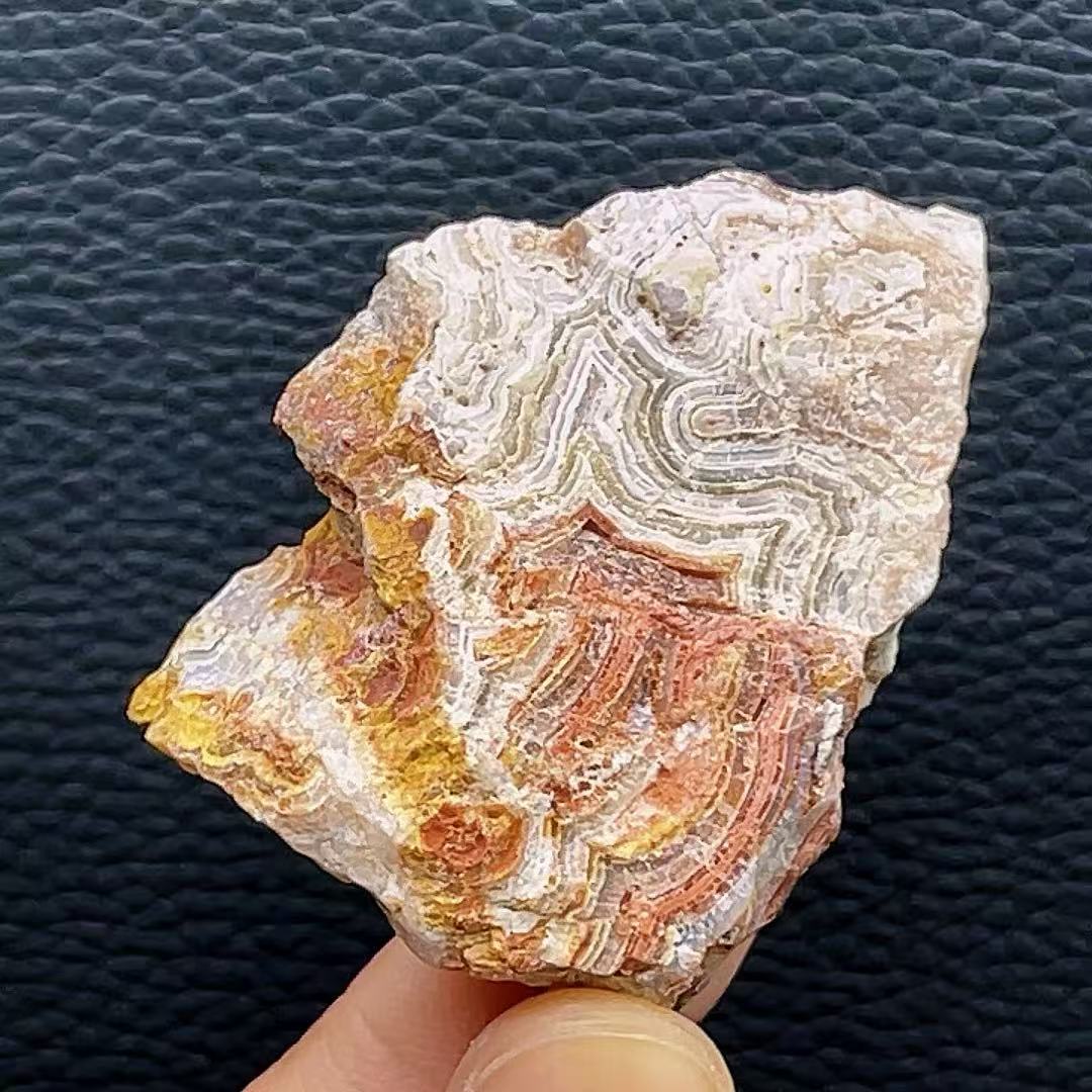 5A35G   Natural Silk Agate