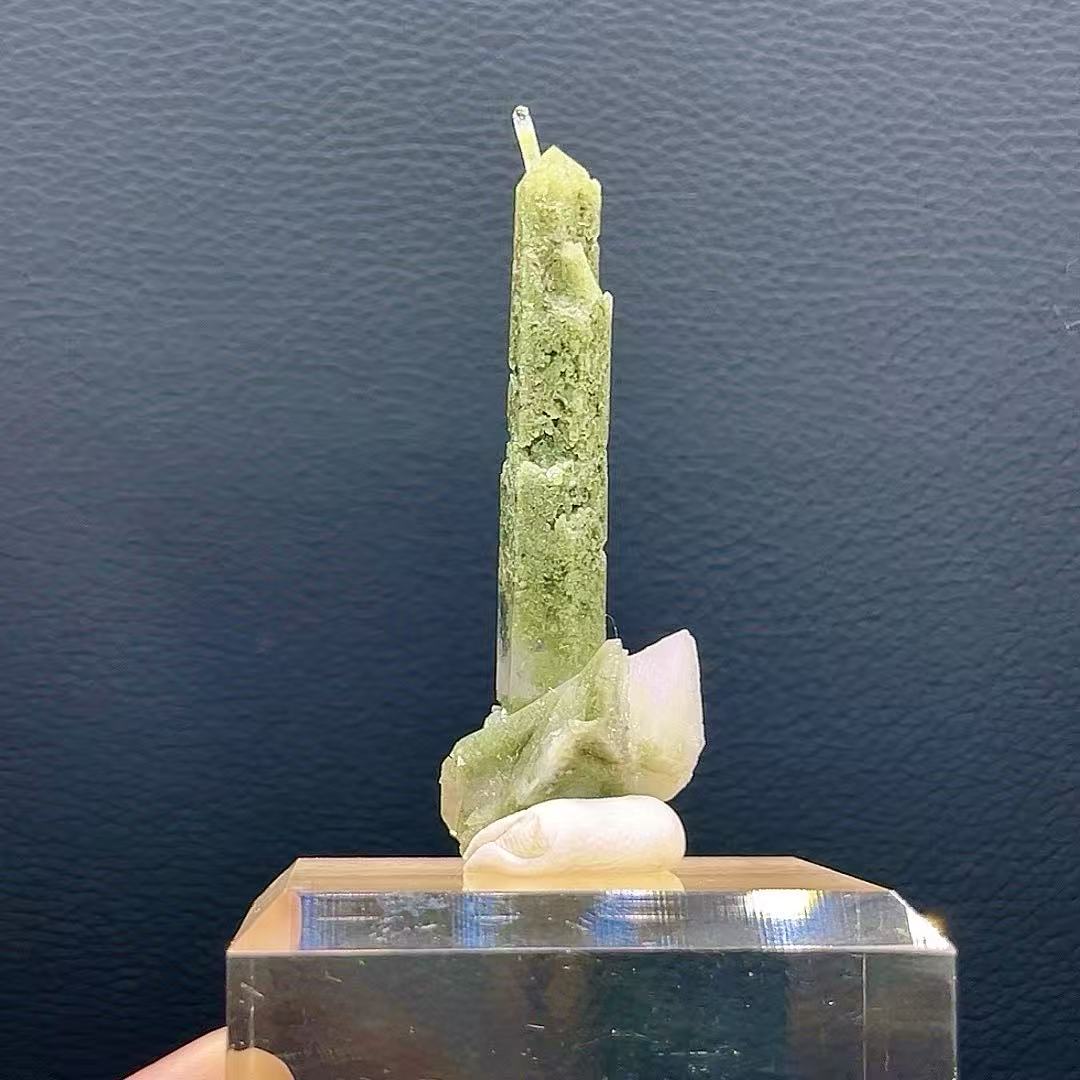 5A90G   Natural Green Phantom Quartz Cluste