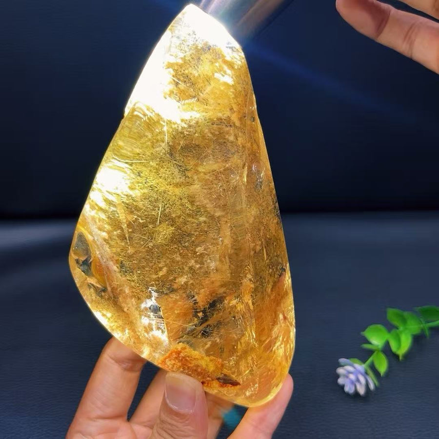 5A 610G  Lrregulark Rutilated and Multicolor Phantom  Quartz specimen