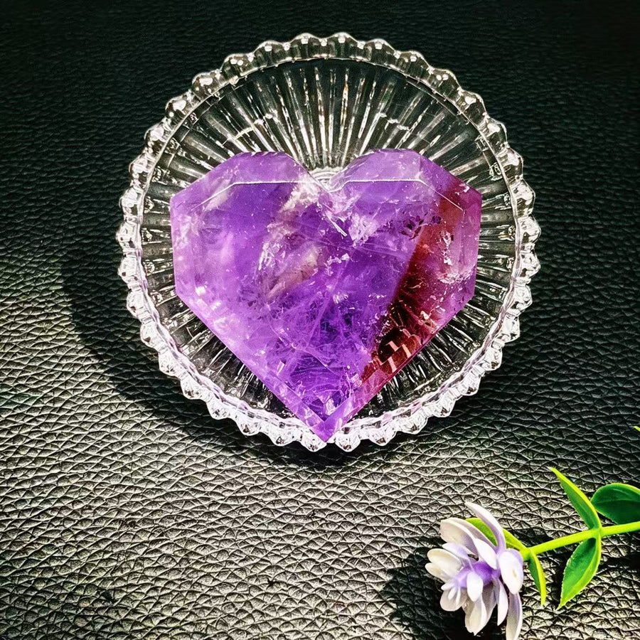 5A 110G   Amethyst Heart Specimen