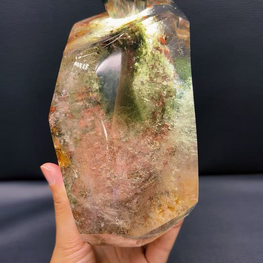 5A 2640G   Color Phantom Irregular Crystal Ornament