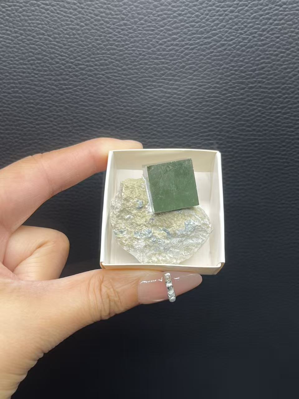 5A50G    Chalcopyrite with Host Rock Association