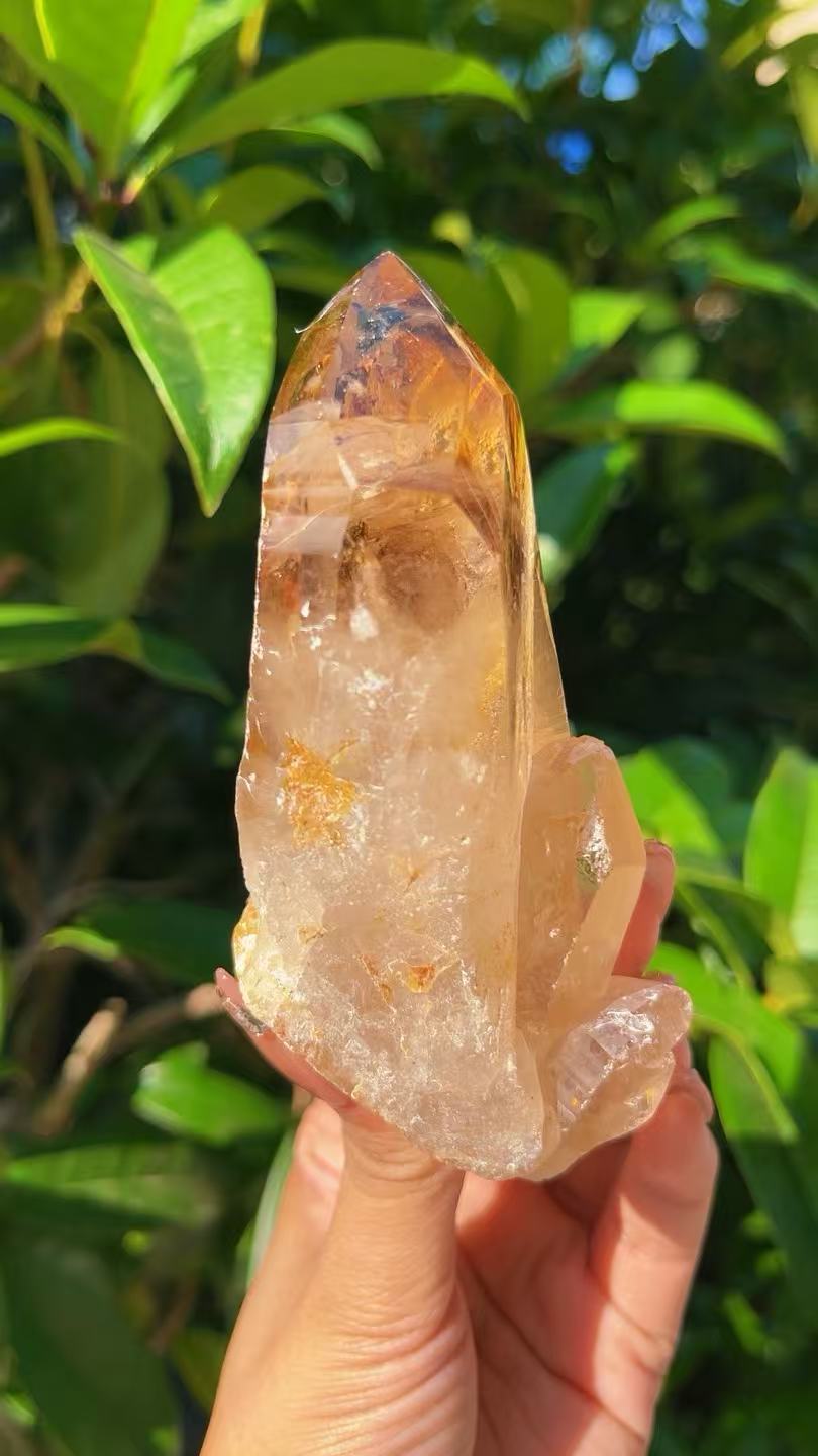 5A  550G  Yellow Phantom Quartz Cluster