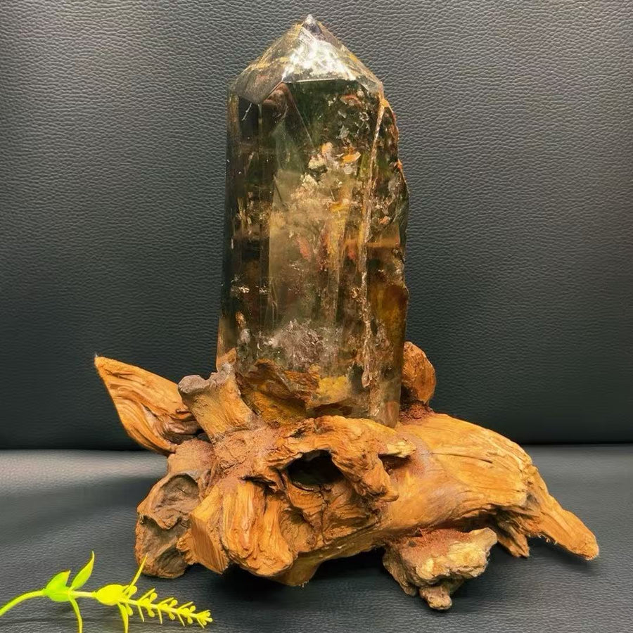 5A 1650G   Green Phantom Large Crystal Pillar Ornament