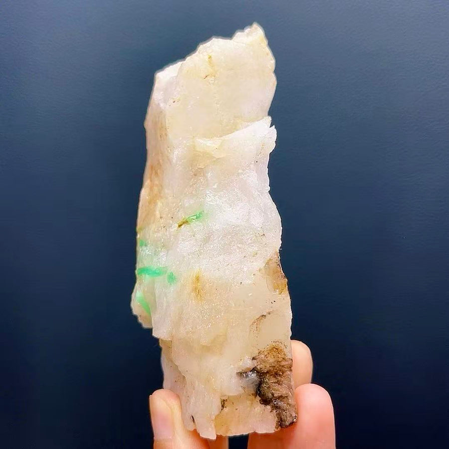 5A170G  Gorgeous gem-green fluorite