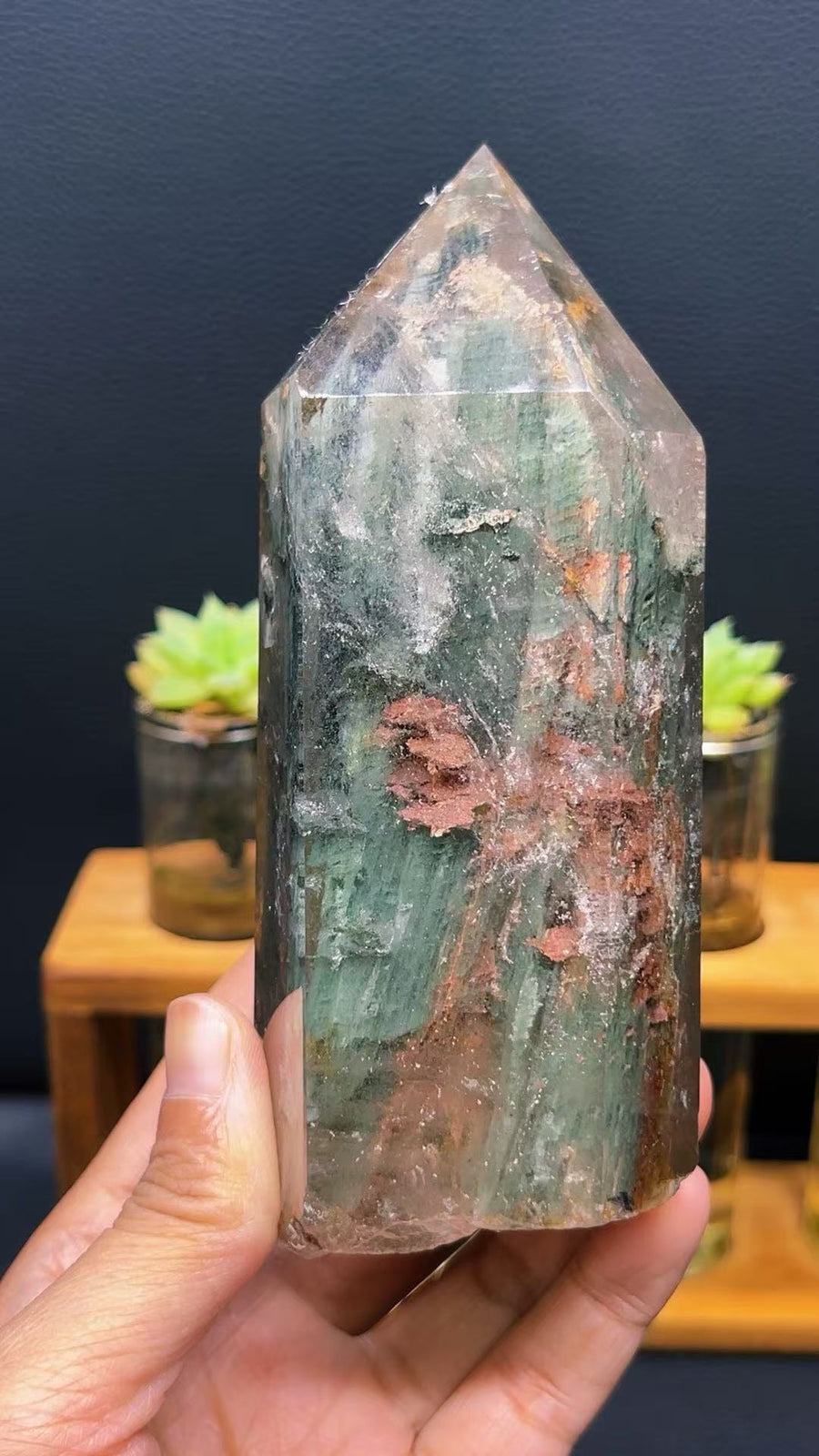 5A  920G  Crystal point  Green phantom Quartz