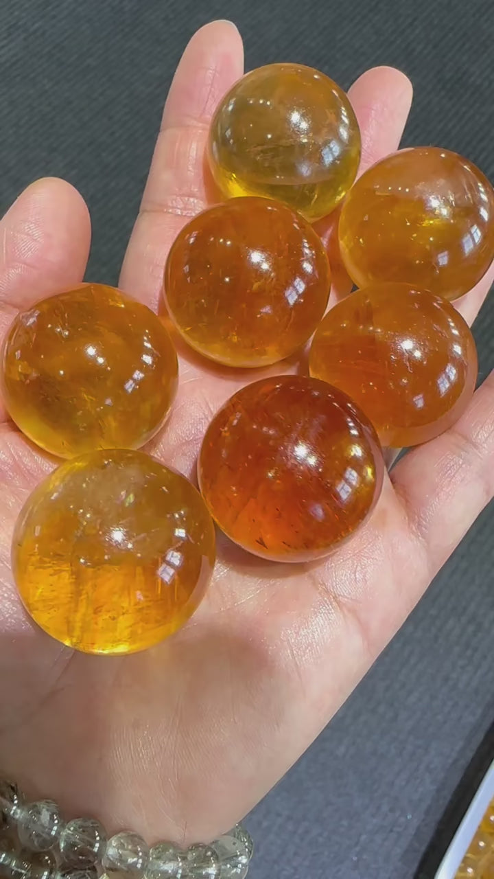 Natural Ice Porridge Healing Crystal Ball