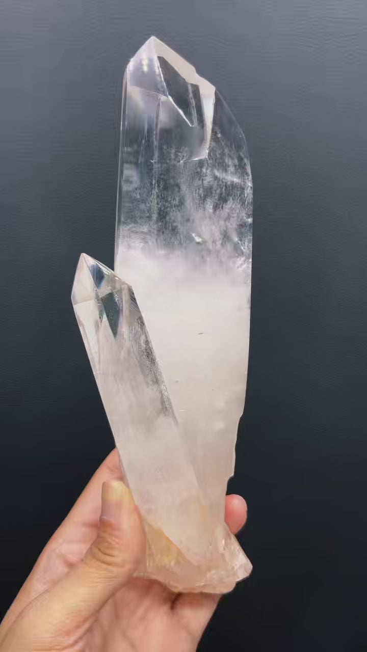5A  600G   Natural  Clear Quartz