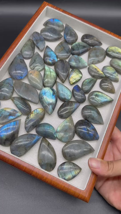A00037 strong flash labadorite teardrop