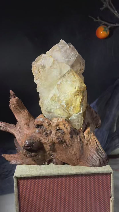 A00246 Rare natural highest quality skeleton elesicial quartz castle shape