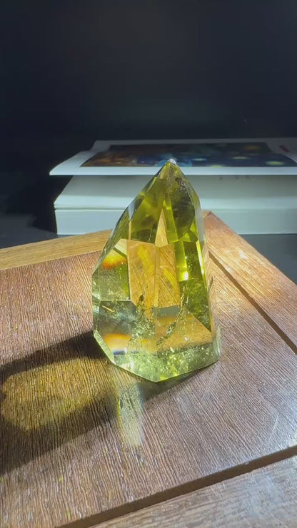A00078 super highest quality phantom cirtrine tower with blue needle inside
