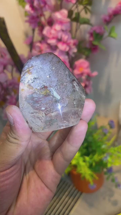 A00010 AA RARE Glassy Colourful garden quartz from Brazil