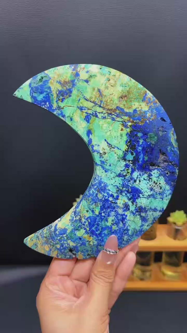 5A  300G NATURAL BLUE  Azurite in malachite moon collection unique tree banding