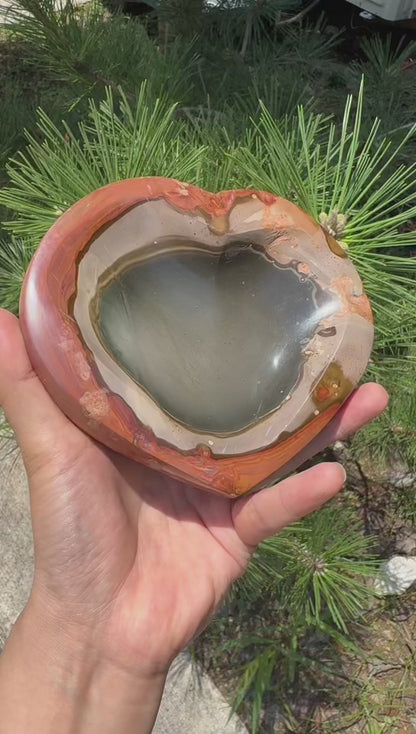 A00161  rare polychrome jasper heart  bowl