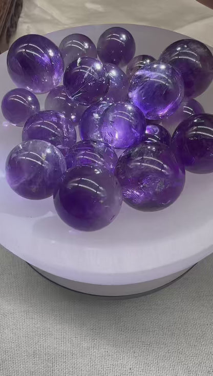 A00123 purple amethyst mini sphere (can do free drill )