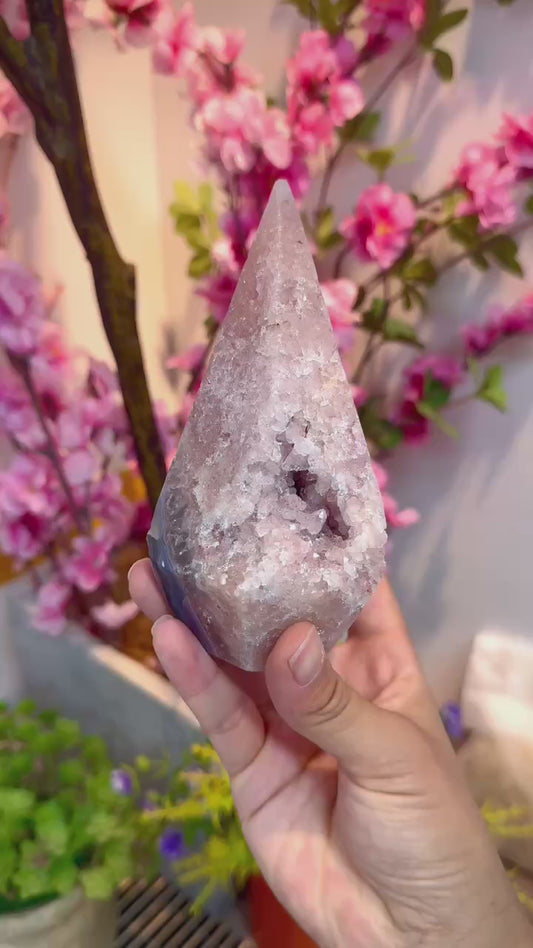 A00026 Natural high quality druzy pink amethyst with blue badding