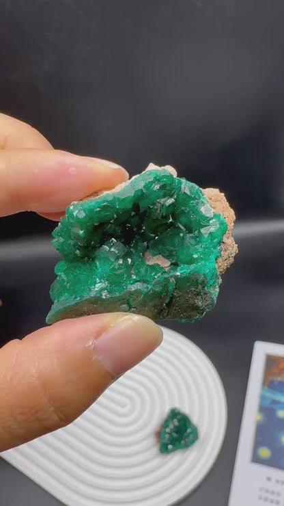 A00065 high quality green dioptase