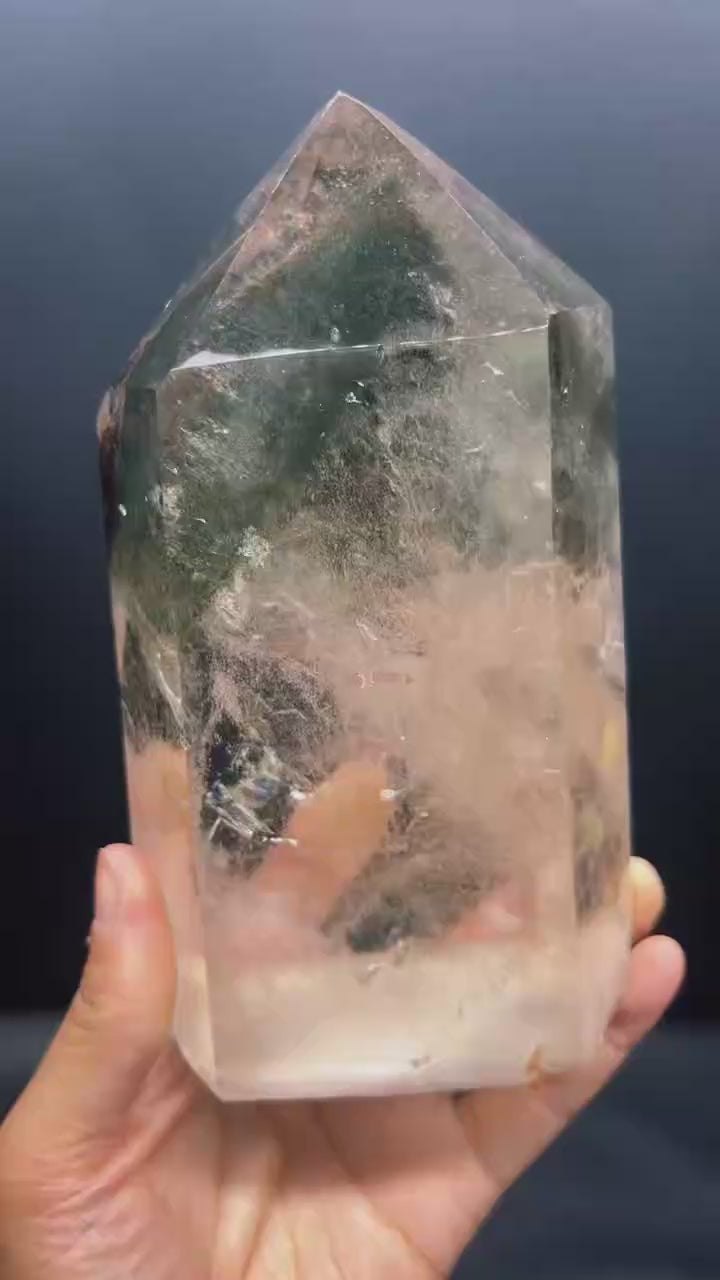 5A  1120G  Red and Garden Quartz
