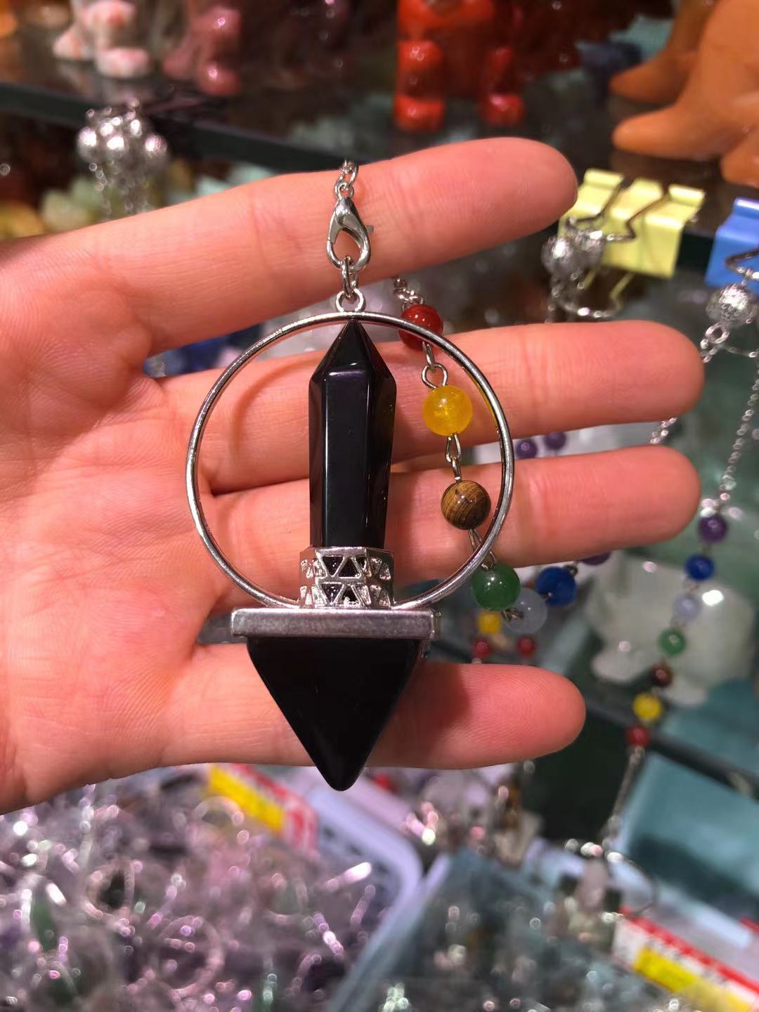 Pyramid pendulum