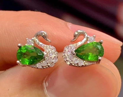 Diopside earing