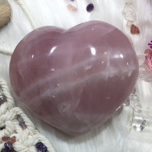 Pink rose quartz heart