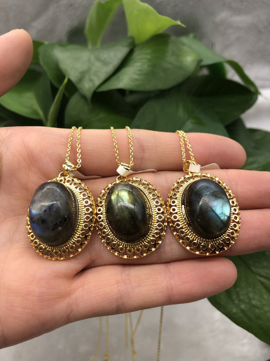 Labradorite pendent