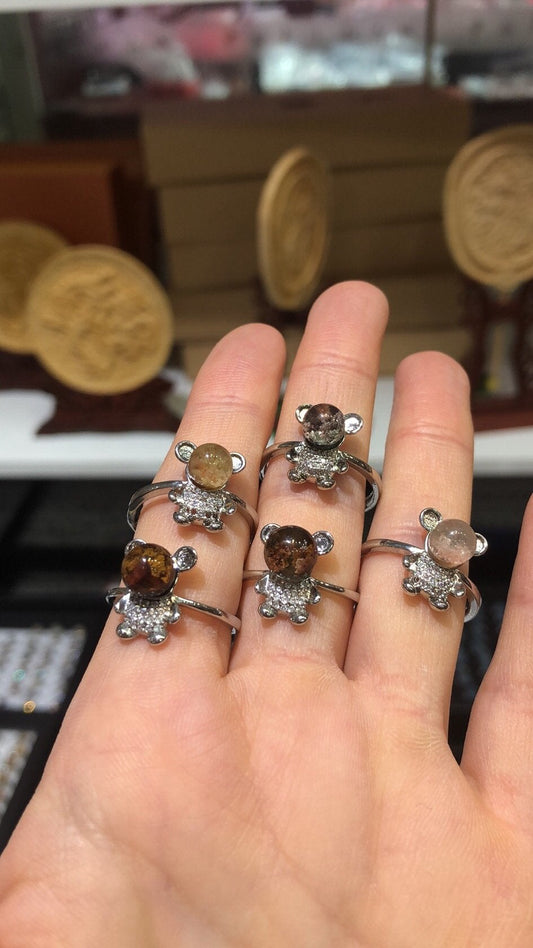 Garden quartz bear ring